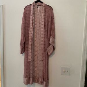 NWT Victoria’s Secret Mid-length Robe